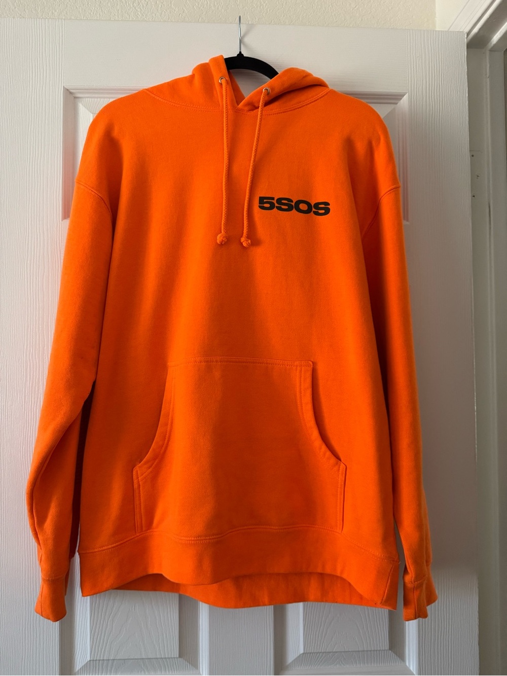 5 Seconds Of Summer 5SOS 2019 North American Tour Hoodie- Large